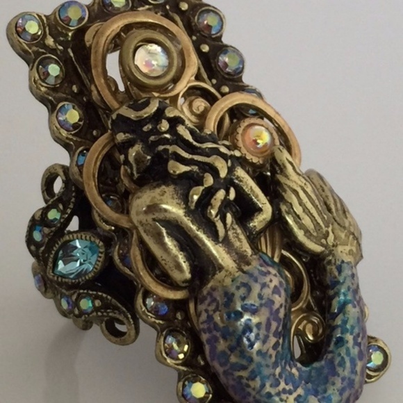 Mermaid 3D Sculptured Ring w/ Vintage Crystals - Picture 7 of 8